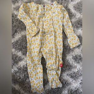 Magnetic Me Lemon Onesie (EUC)